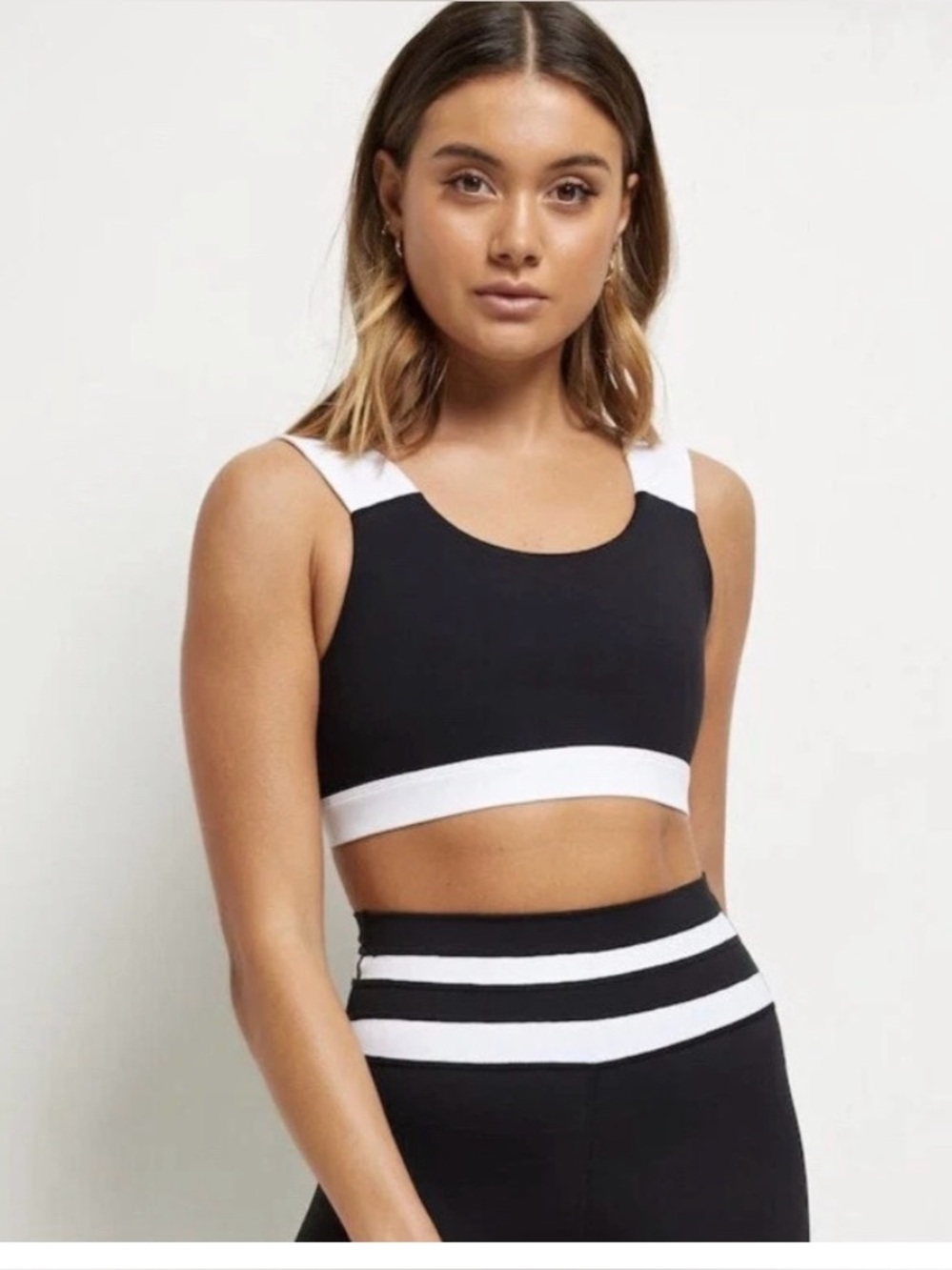Anthropologie Allfenix THE BASE Sports Bra BLACK/WHITE Like New size L